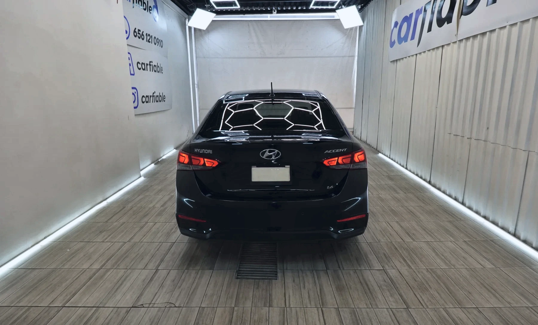 Hyundai Accent GL Mid 2019 — exterior 5 de 10