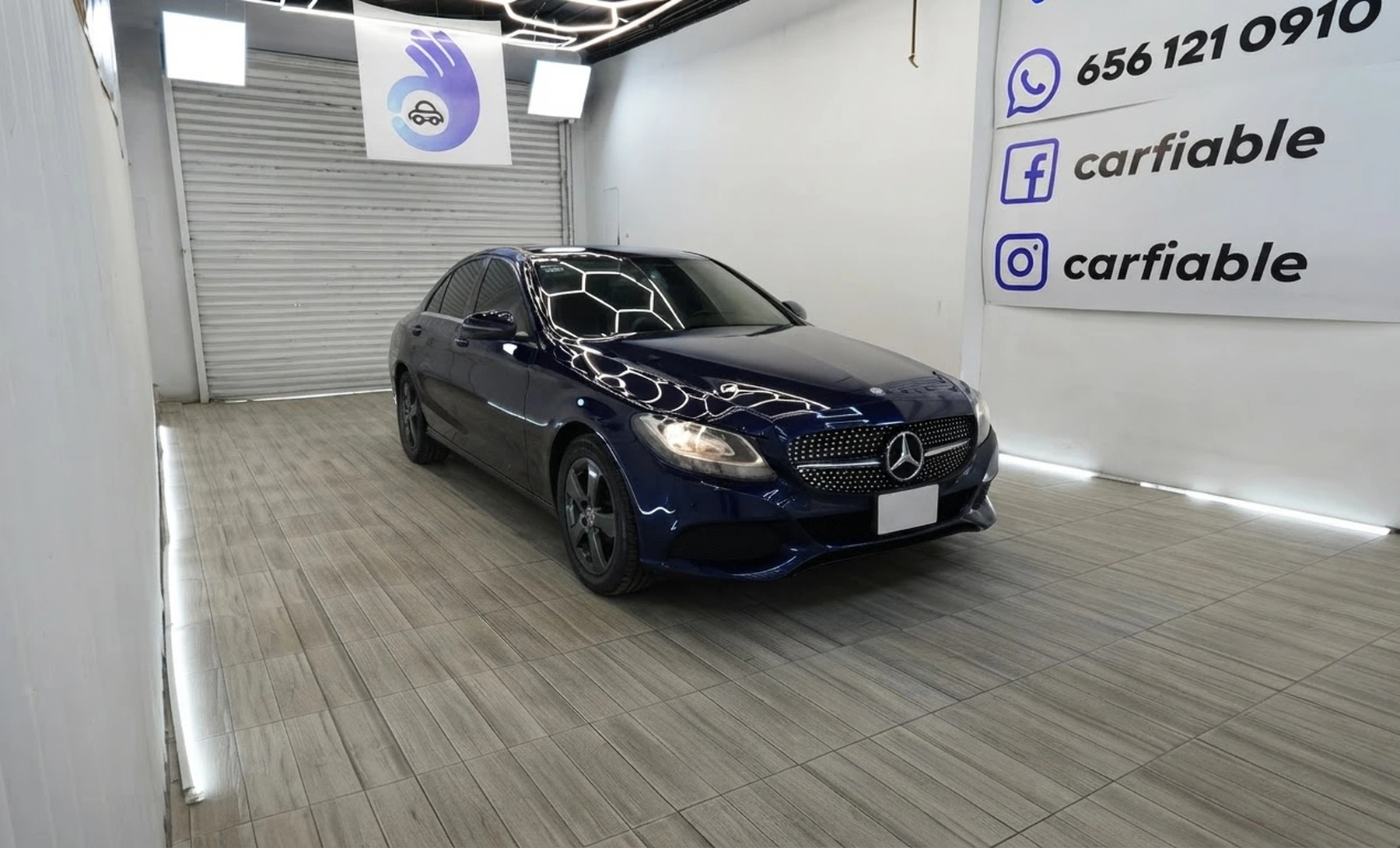 Mercedes-Benz C180 Base 2017 — exterior 3 de 10