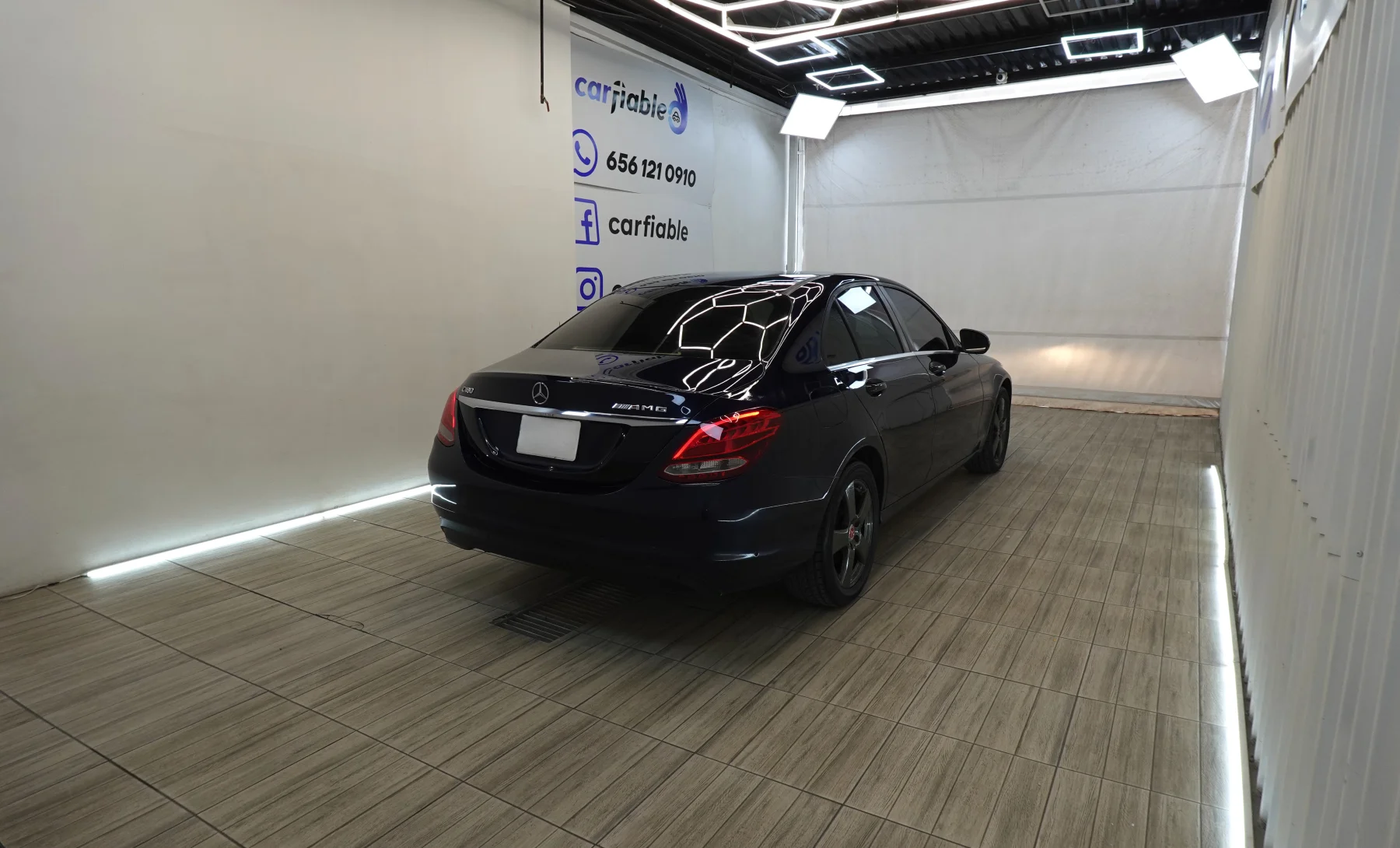 Mercedes-Benz C180 Base 2017 — exterior 4 de 10