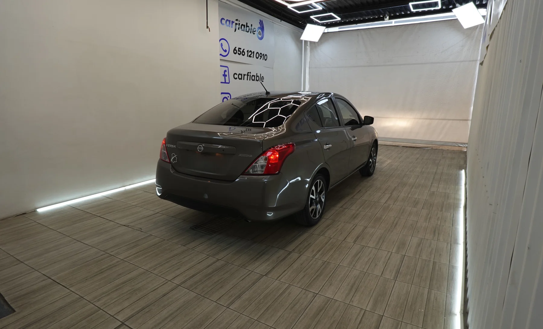 Nissan Versa Advance 2019 — exterior 5 de 10