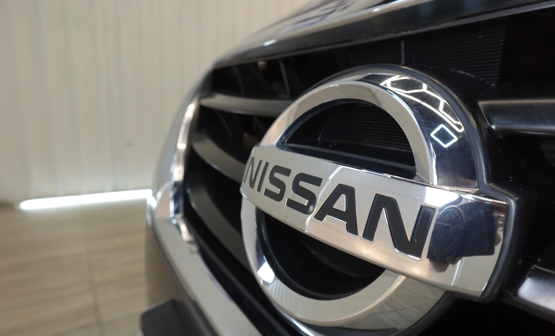 Nissan Versa Advance 2019 — exterior 9 de 10