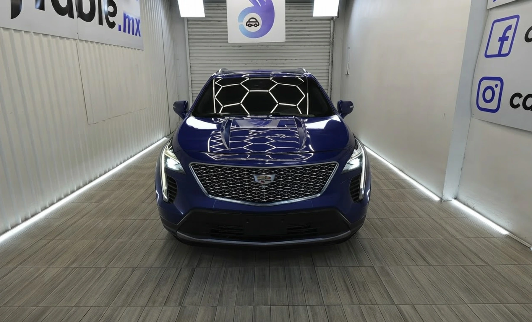 Cadillac XT4 Premium Luxury 2021 — exterior 2 de 10