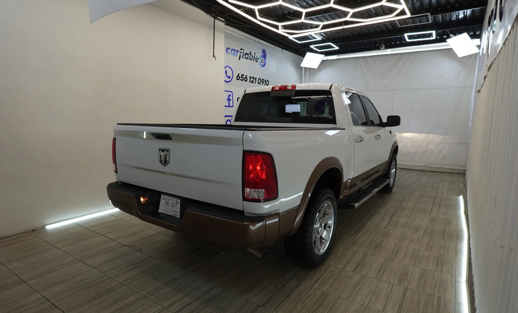 RAM 2500 SLT 2018 — exterior 4 de 10
