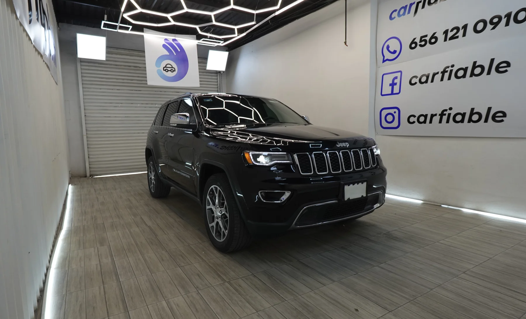 Jeep Grand Cherokee WK Limited 2022 — exterior 3 de 6