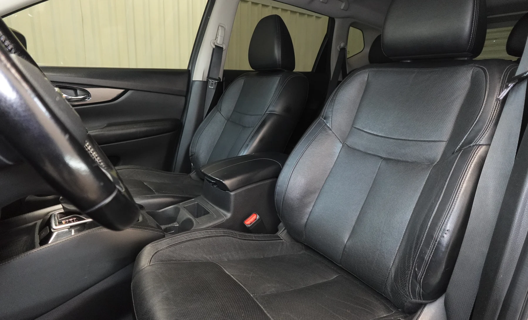Nissan X-Trail Advance 2021 — interior 2 de 10
