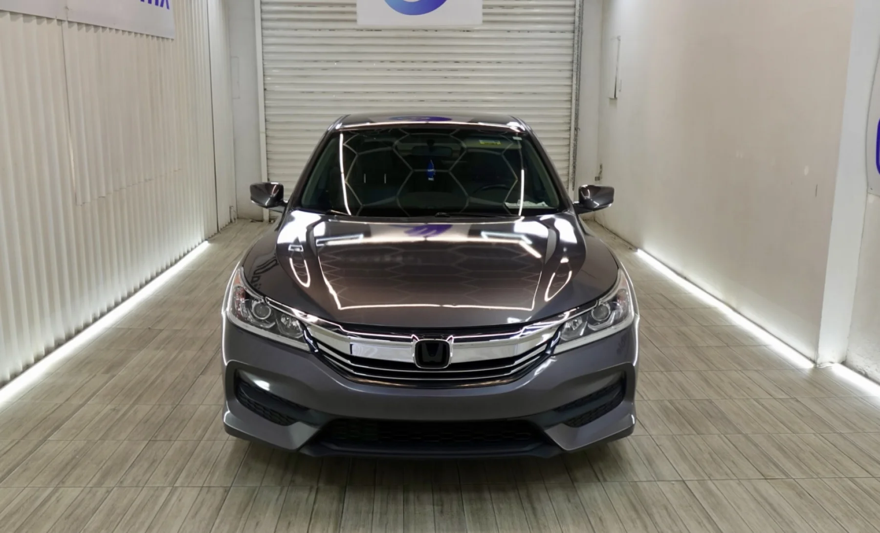 Honda Accord LX 2017 — exterior 2 de 9