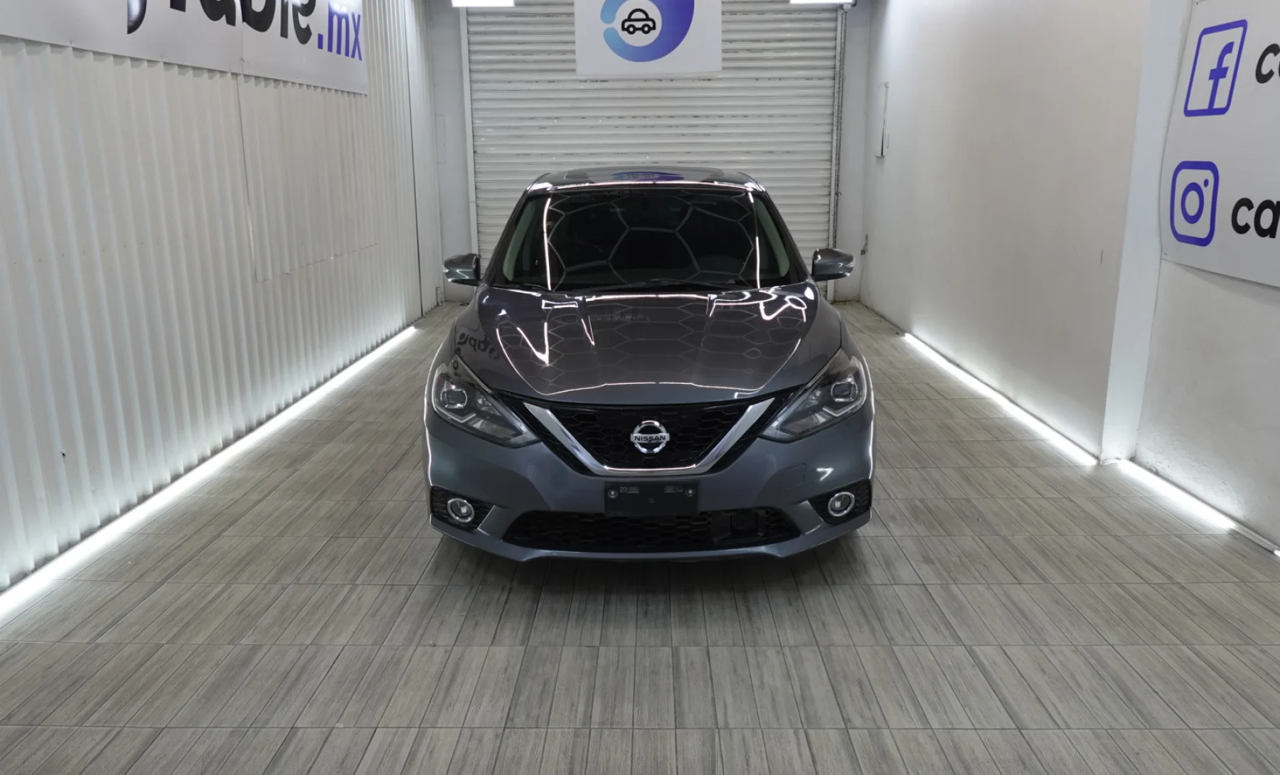 Nissan Sentra SR Turbo 2019 — exterior 2 de 10