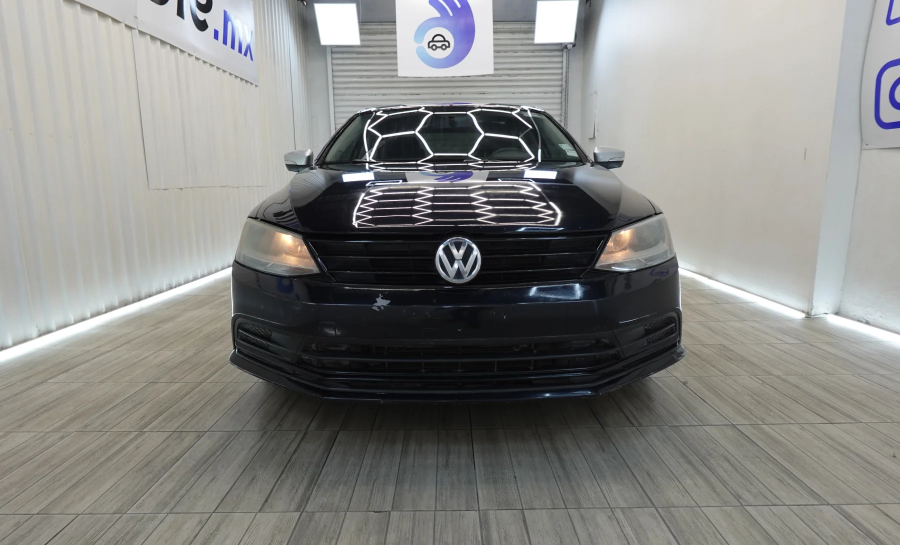 Volkswagen Jetta Base 2017 — exterior 2 de 7