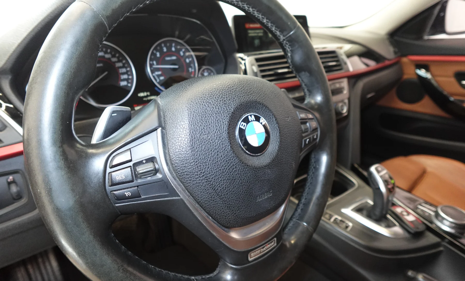BMW 430i Gran Coupe Sport Line 2018 — interior 9 de 9