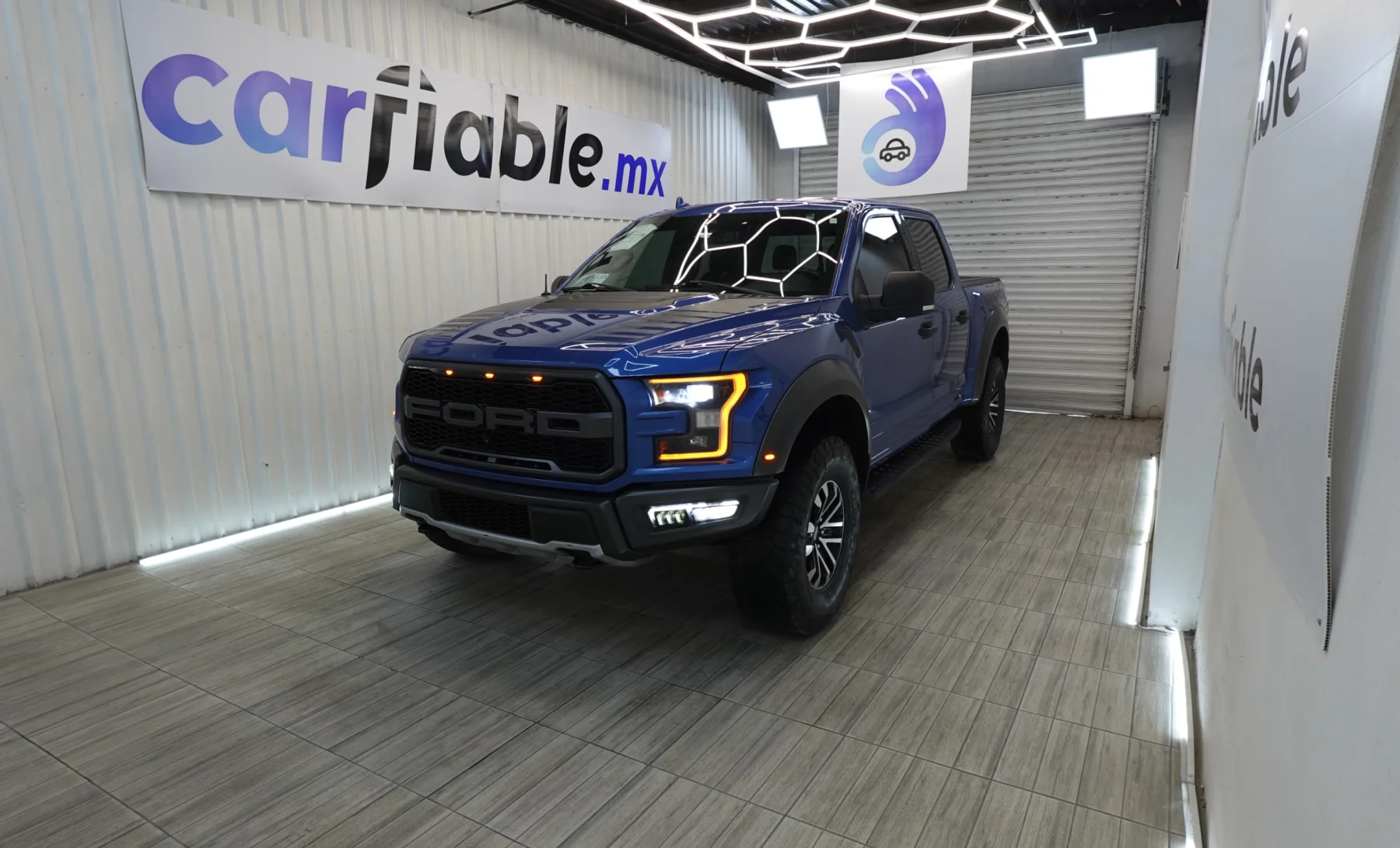 Ford F-150 Raptor 2019 — exterior 1 de 10