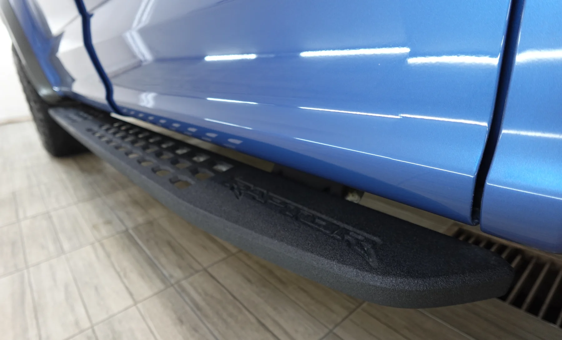Ford F-150 Raptor 2019 — exterior 7 de 10