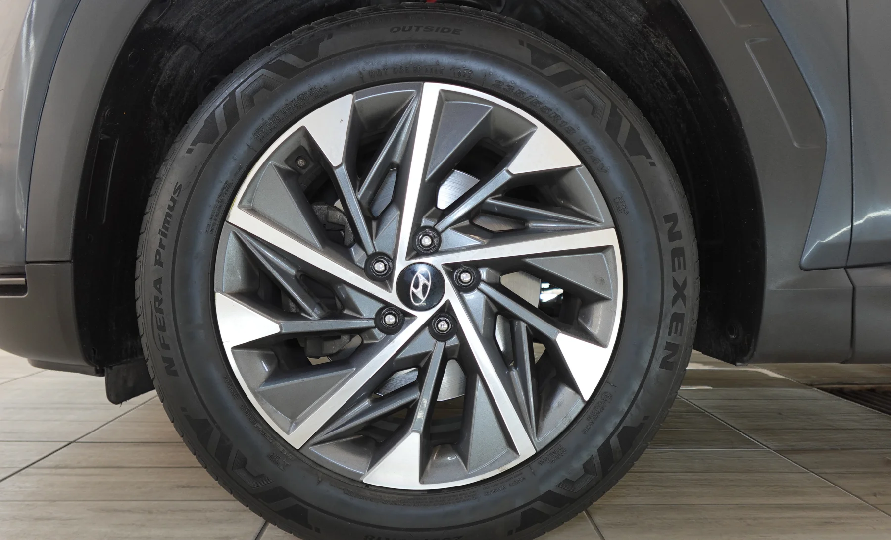 Hyundai Tucson GLS Premium 2023 — exterior 10 de 10