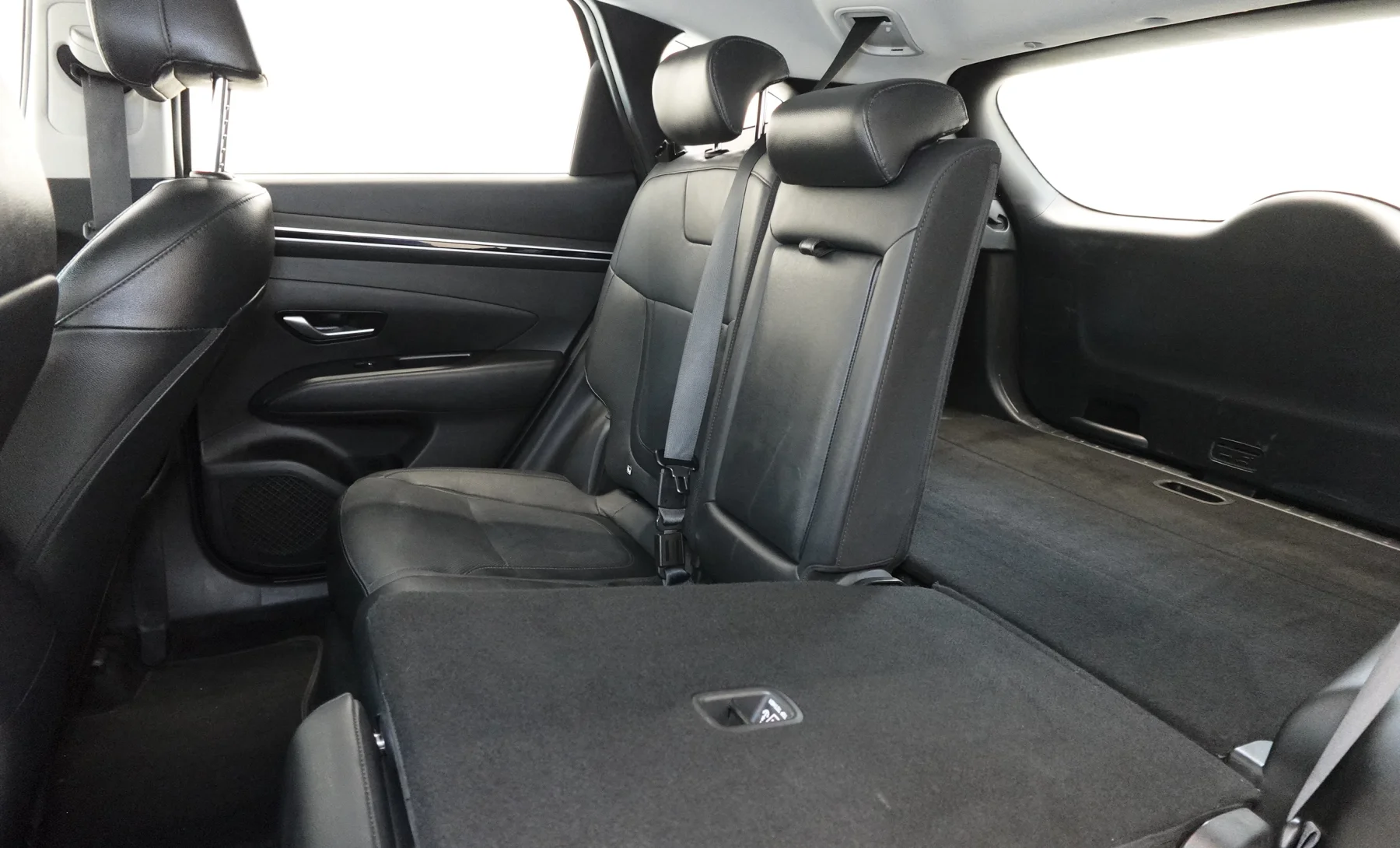 Hyundai Tucson GLS Premium 2023 — interior 4 de 10