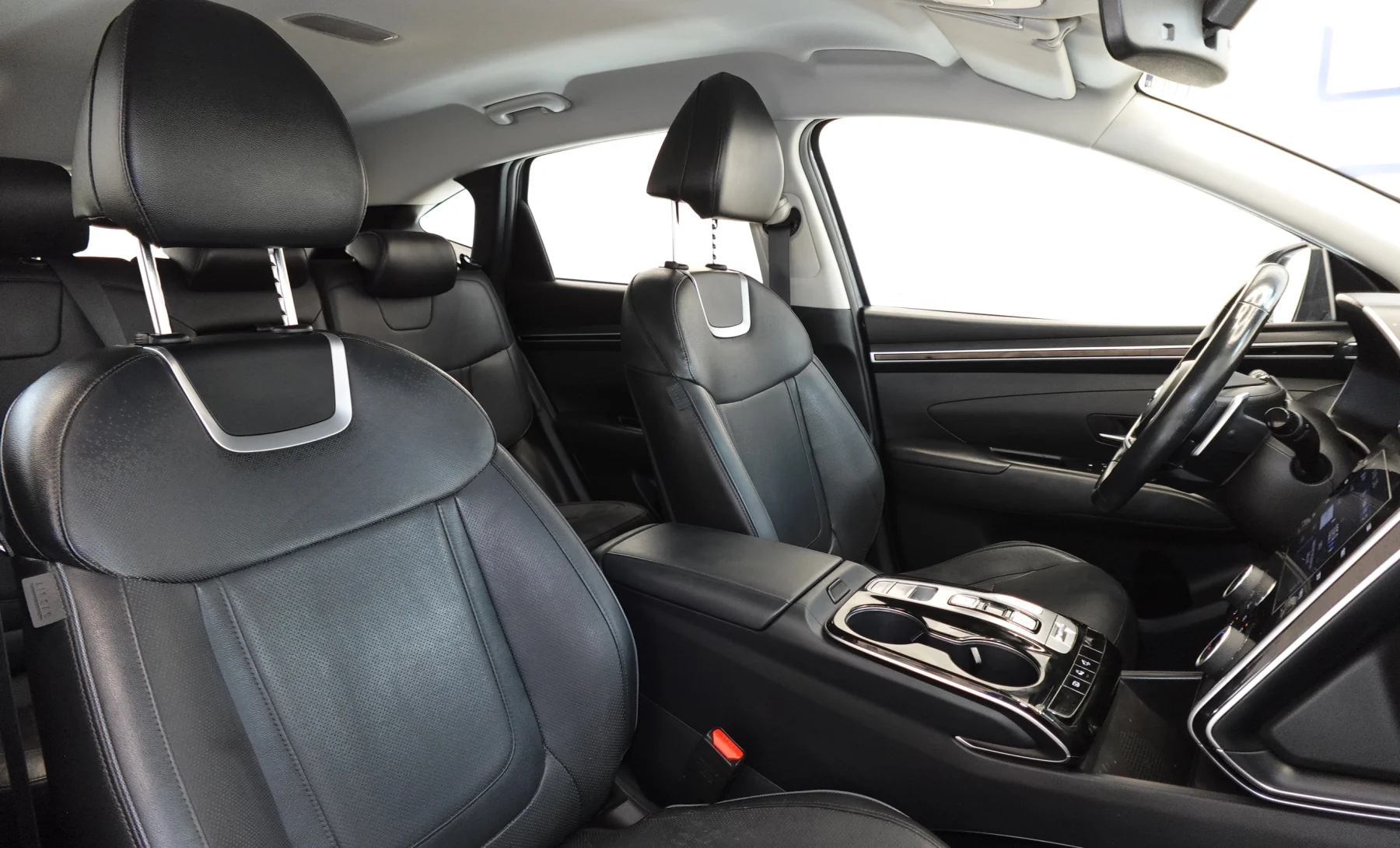 Hyundai Tucson GLS Premium 2023 — interior 7 de 10