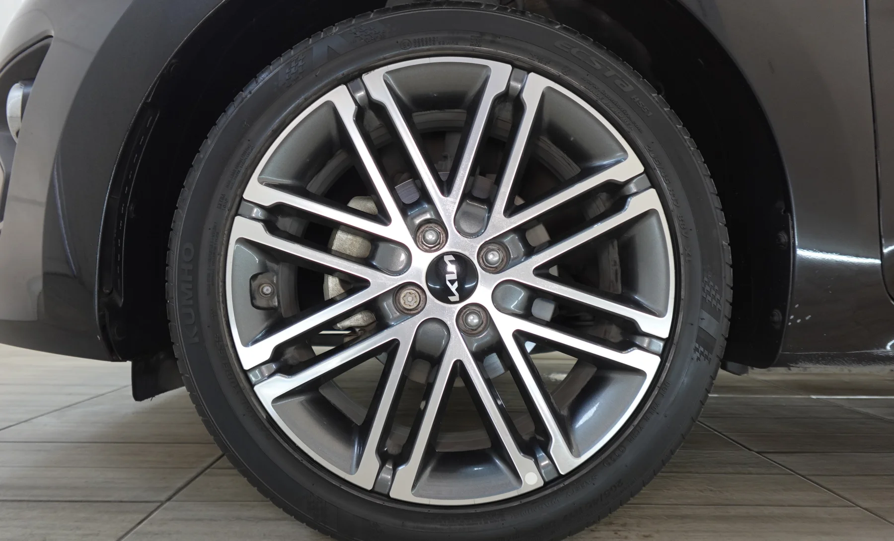 Kia Rio EX 2023 — exterior 9 de 9
