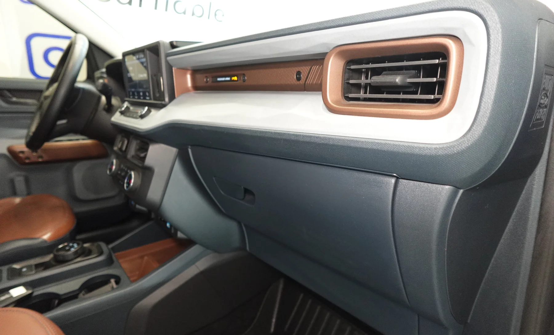 Ford Maverick Lariat 2024 — interior 6 de 10
