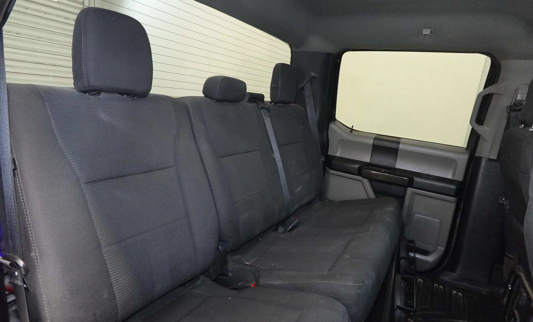 Ford F-150 XLT 2019 — interior 8 de 10