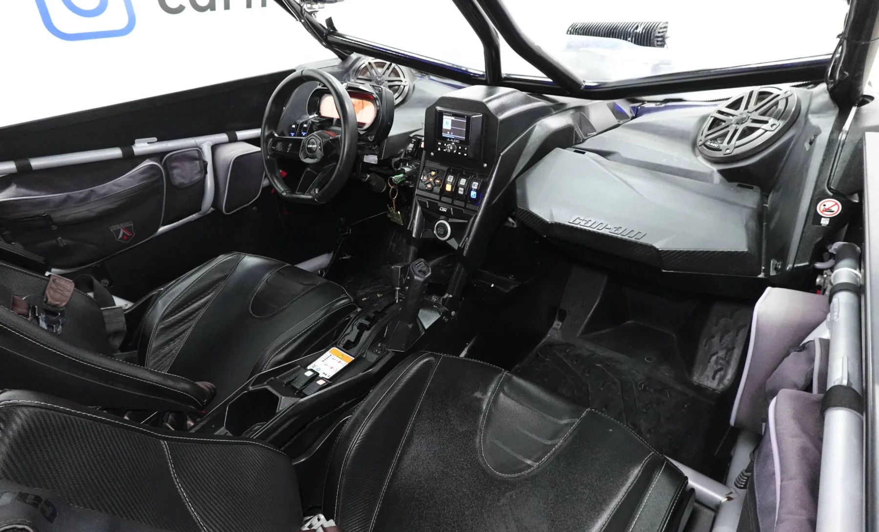 Can-am Maverick X3 RR 2020 — interior 3 de 4