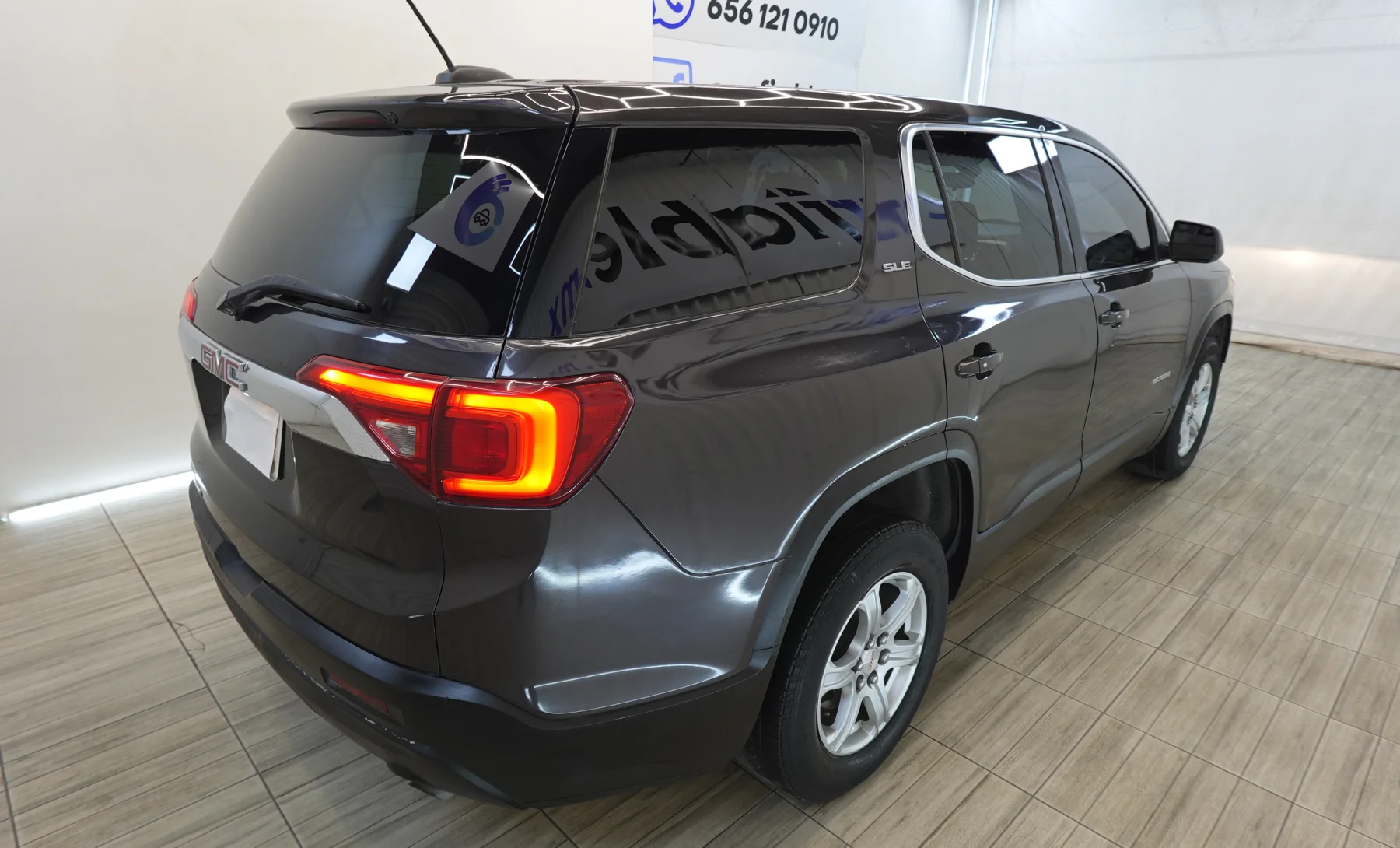 GMC Acadia SLE 2018 — exterior 9 de 10