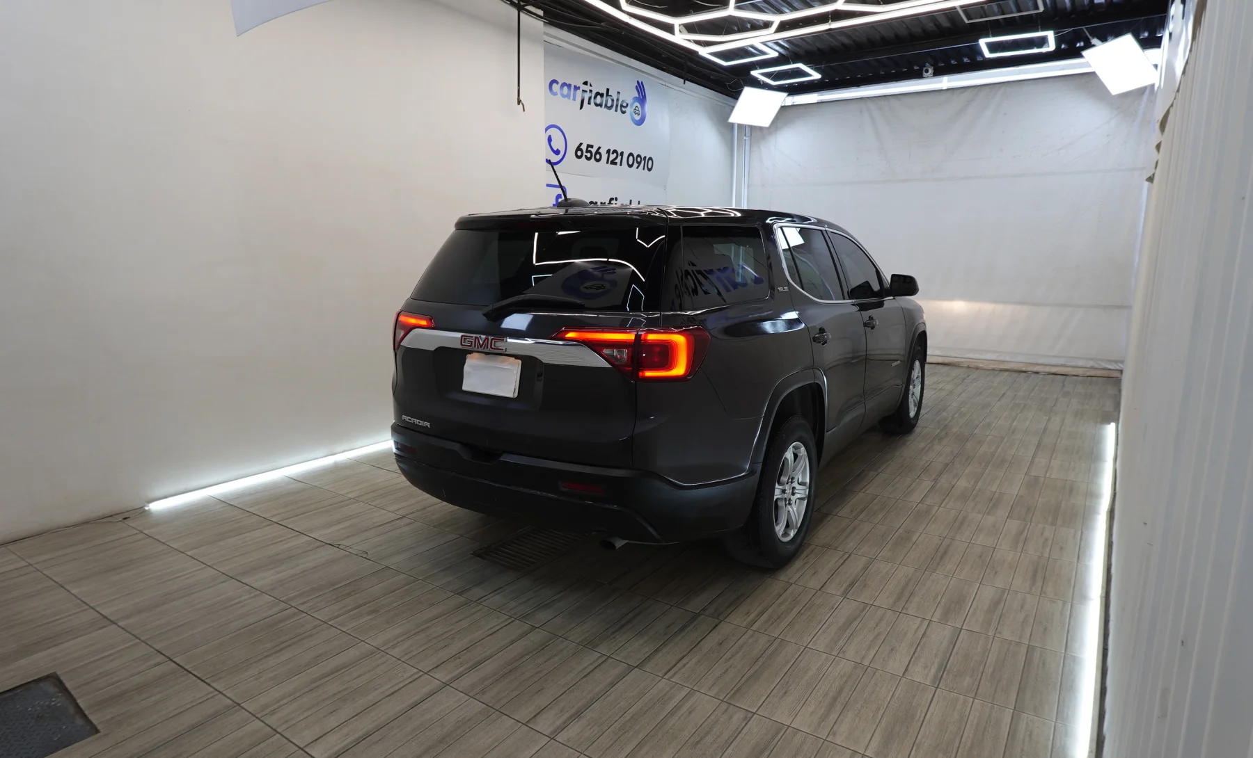 GMC Acadia SLE 2018 — exterior 4 de 10