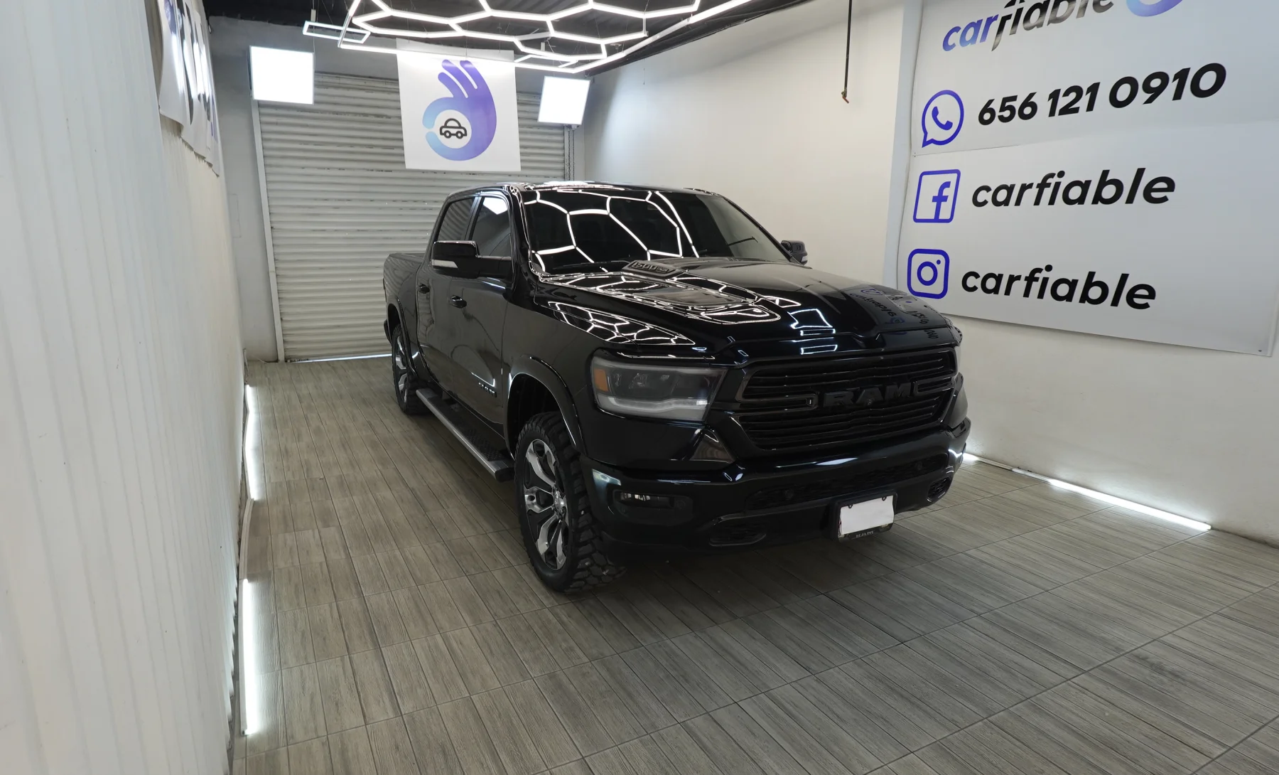RAM 1500 Laramie 2019 — exterior 3 de 10