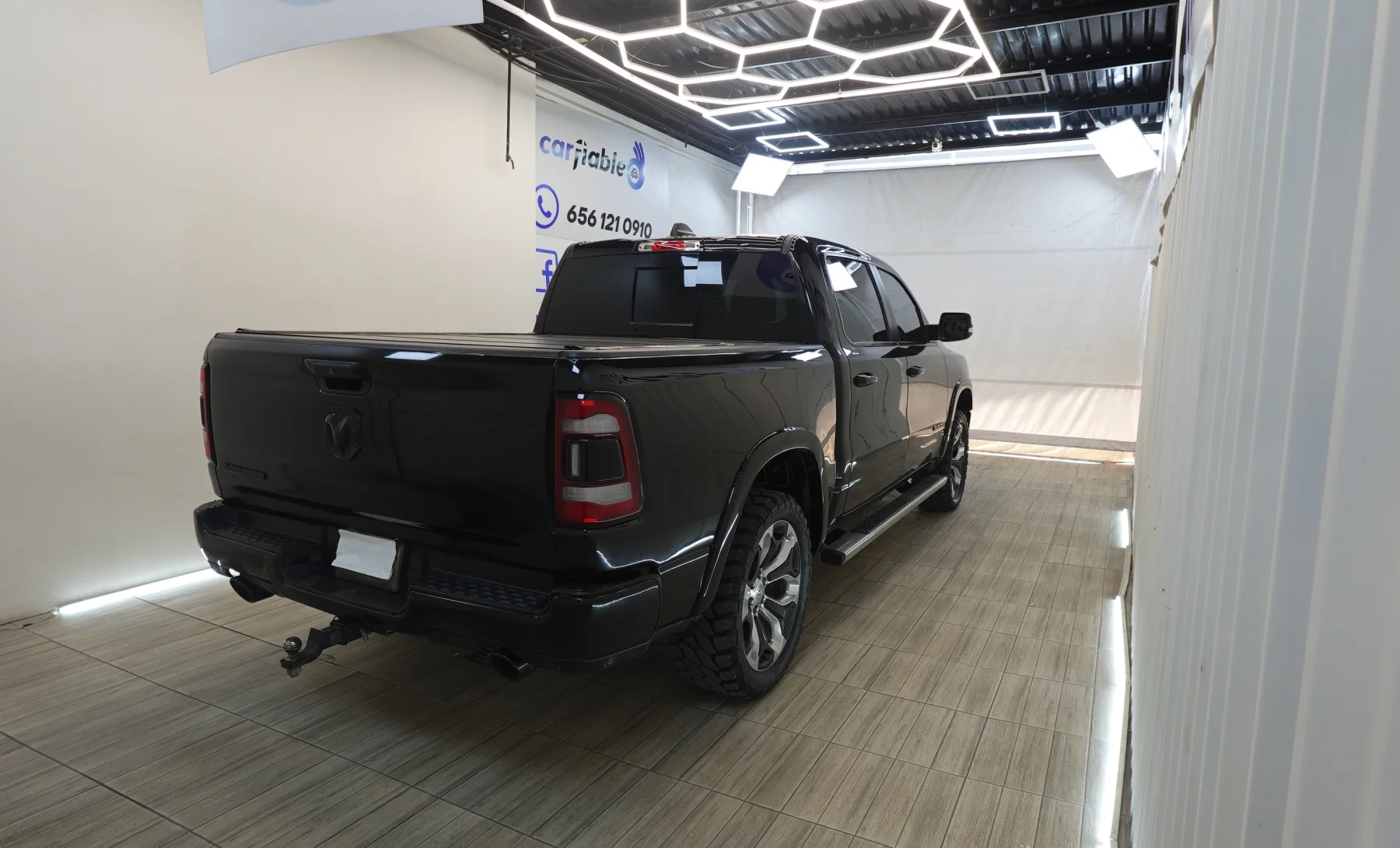 RAM 1500 Laramie 2019 — exterior 4 de 10
