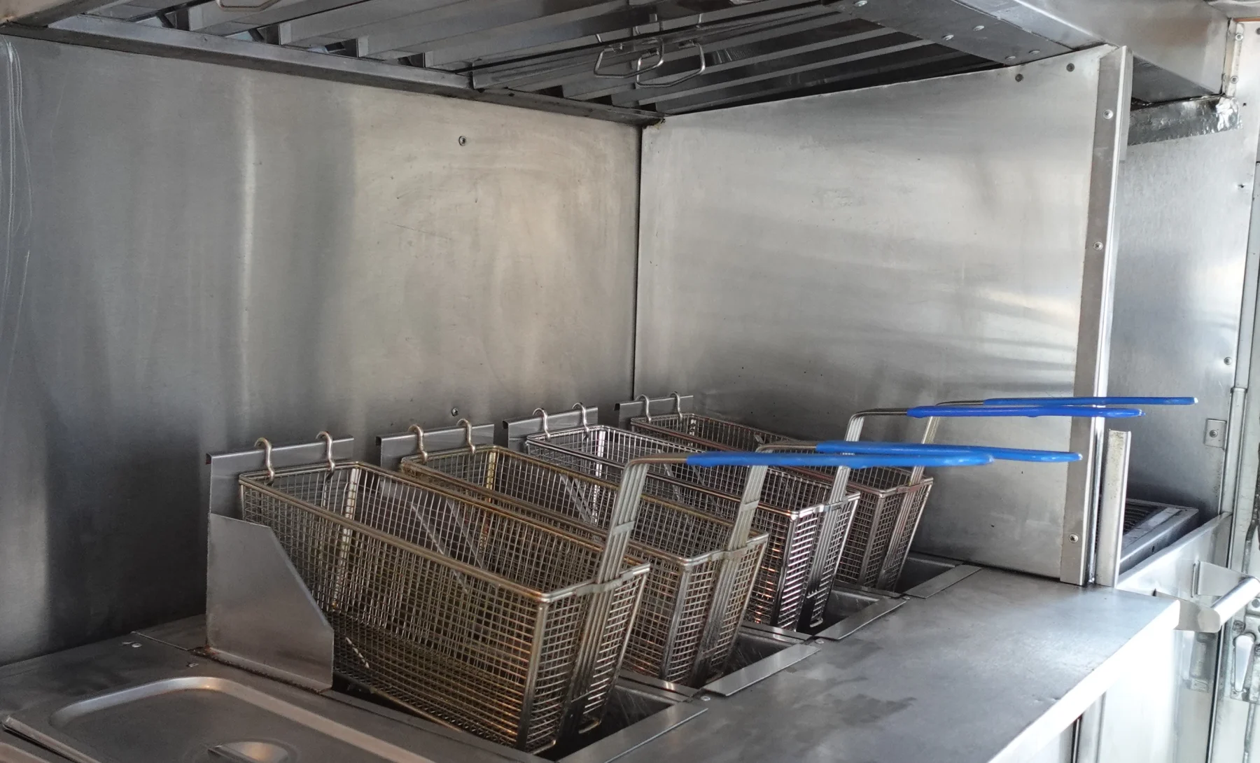 Ford E-350 Super Duty Base 2009 — interior 9 de 10