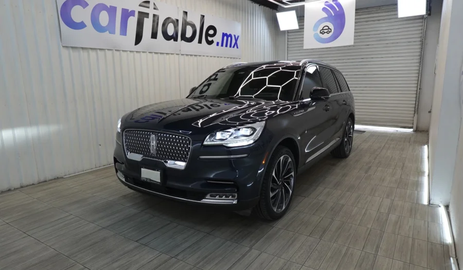 Lincoln Aviator