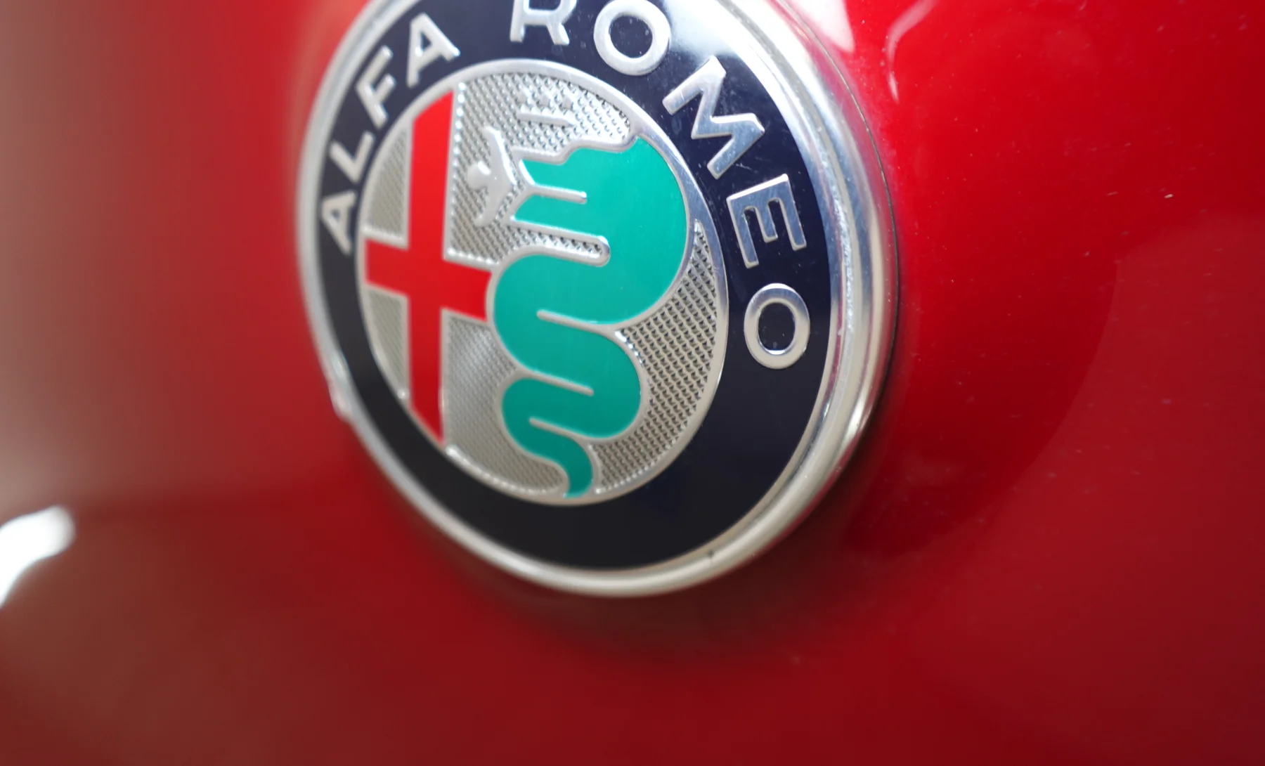 Alfa Romeo Stelvio Base 2019 — exterior 7 de 10