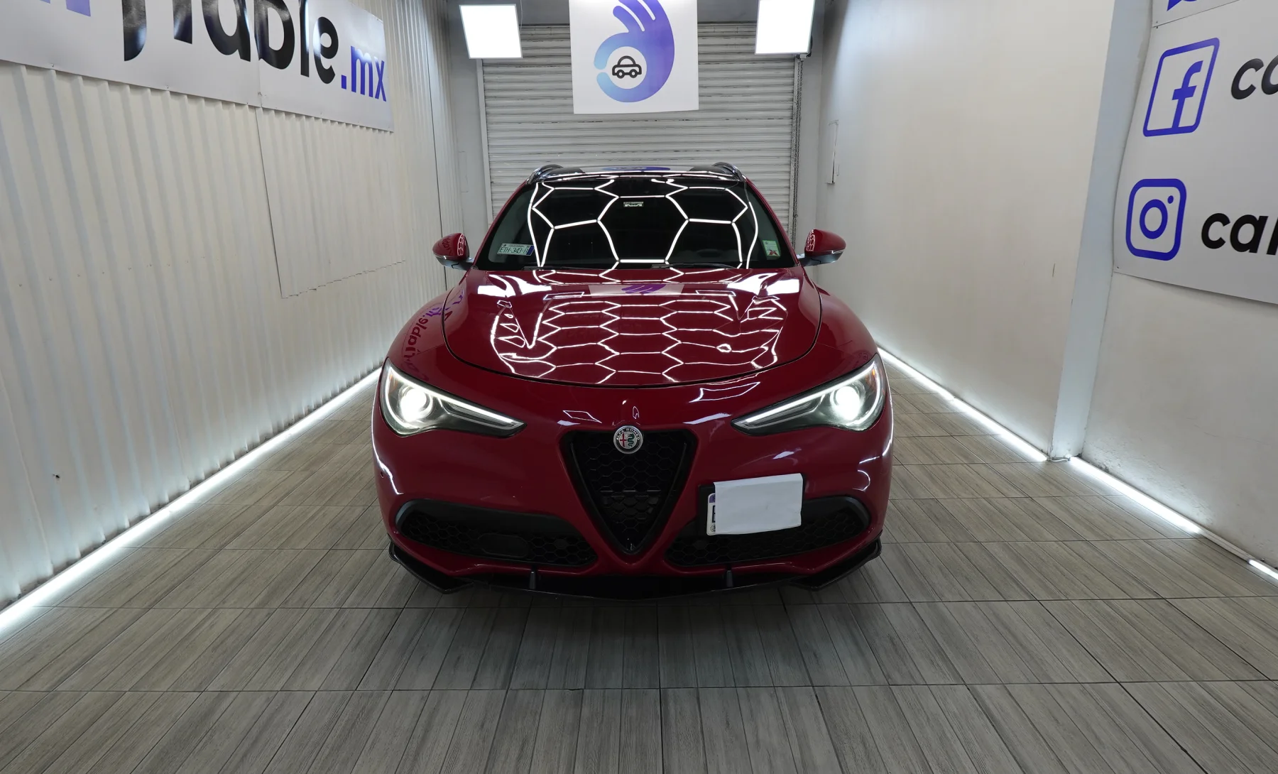 Alfa Romeo Stelvio Base 2019 — exterior 2 de 10