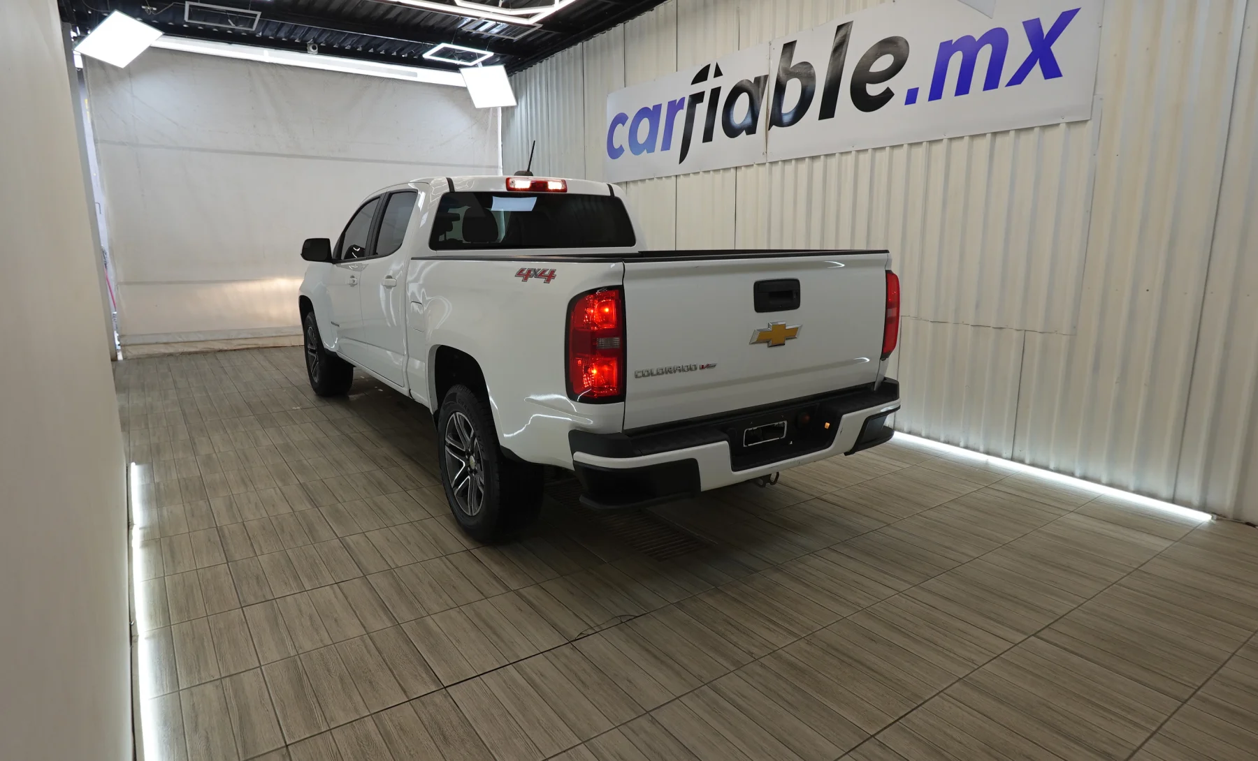 Chevrolet Colorado WT 2019 — exterior 6 de 10