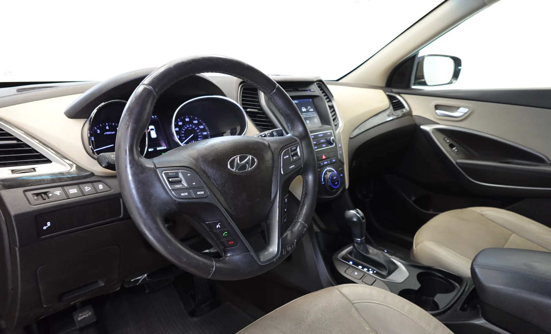 Hyundai Santa Fe Sport Base 2017 — interior 1 de 10