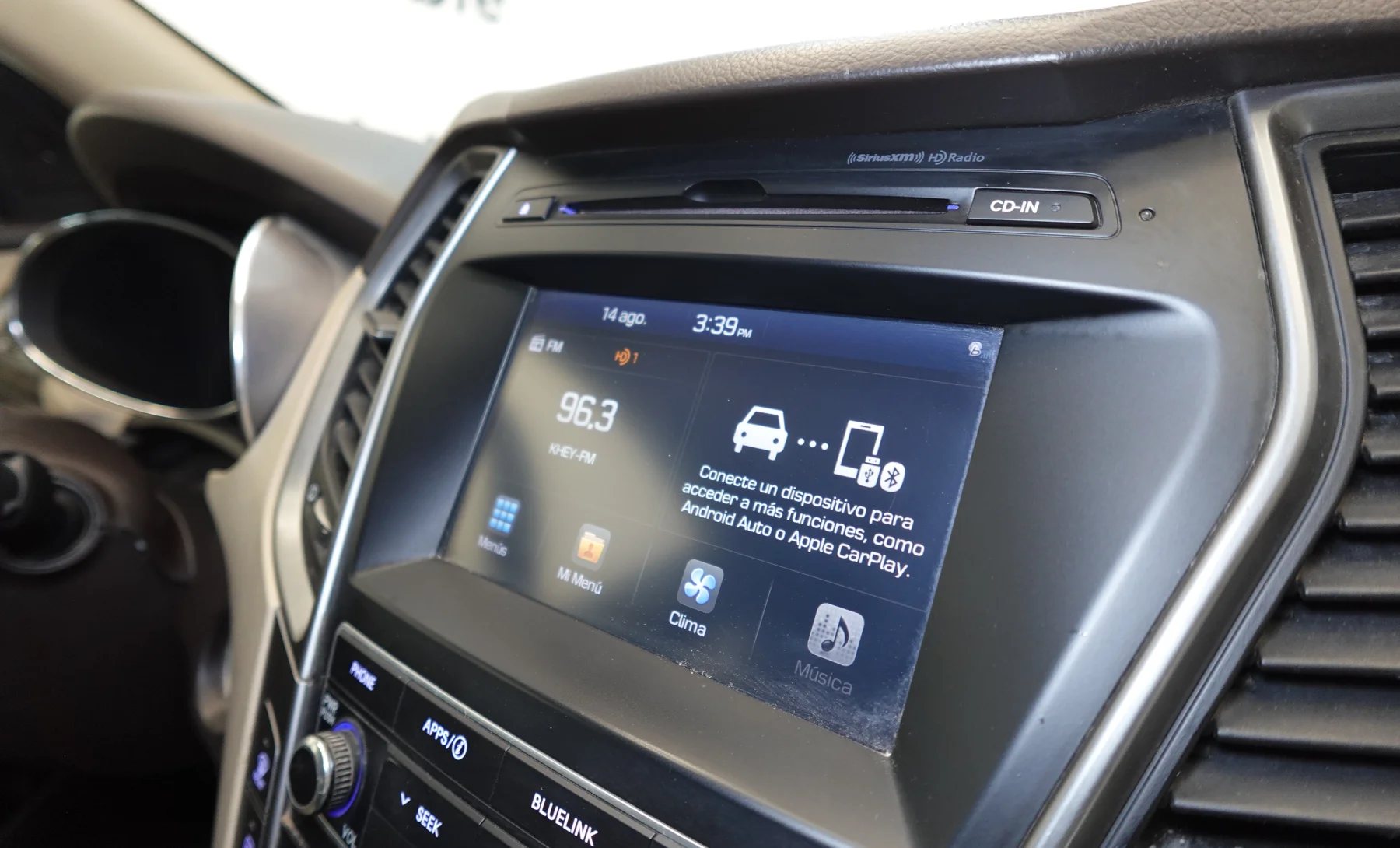 Hyundai Santa Fe Sport Base 2017 — interior 7 de 10