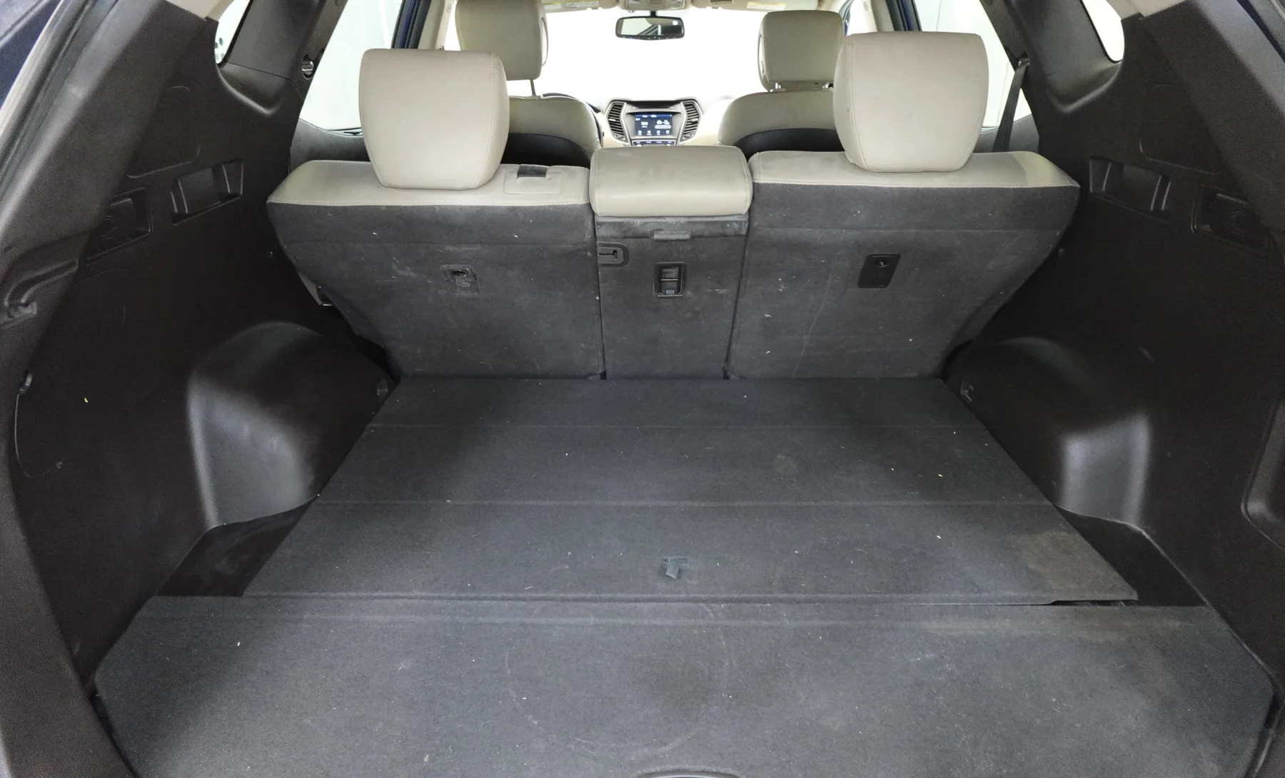 Hyundai Santa Fe Sport Base 2017 — interior 10 de 10