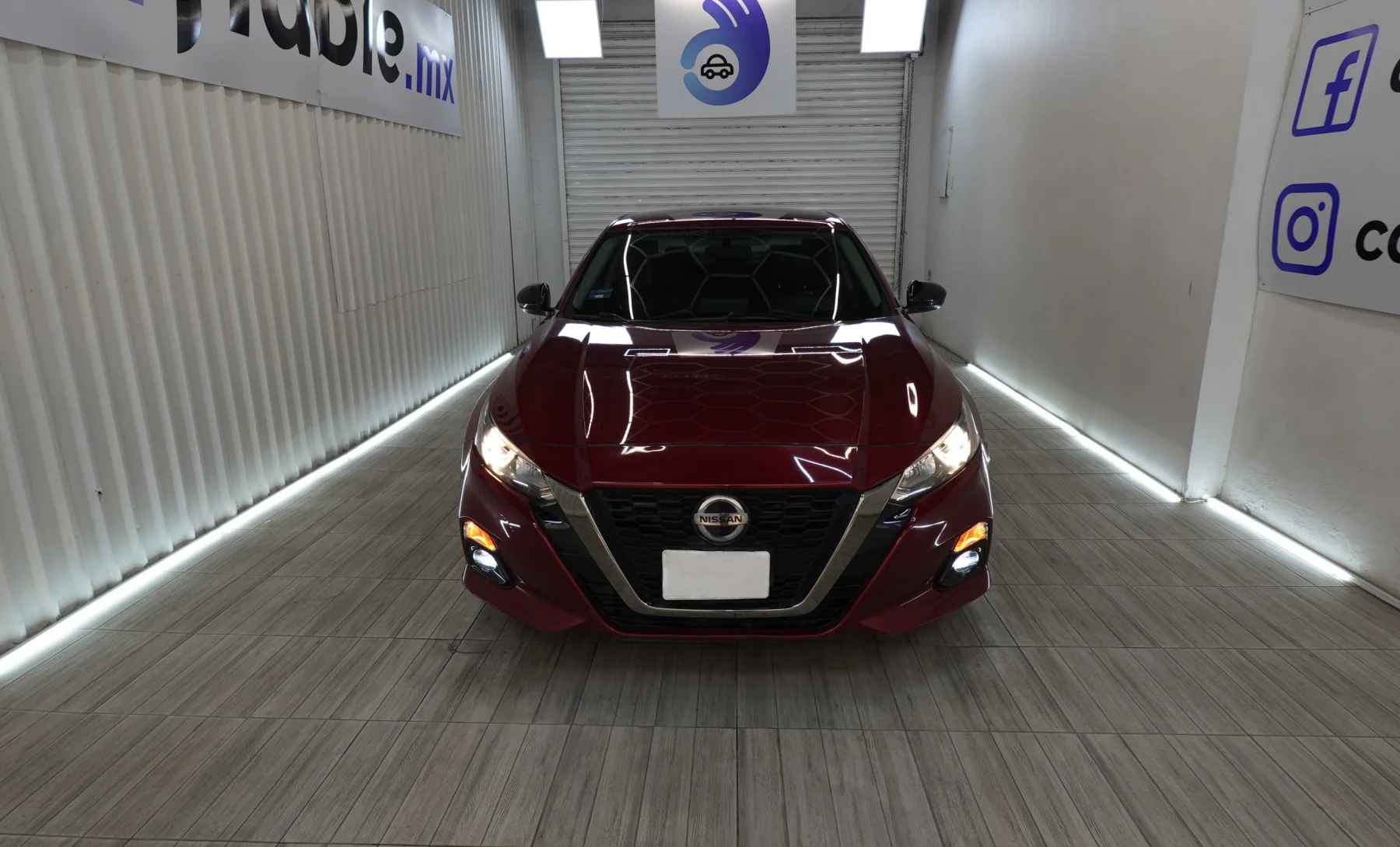 Nissan Altima SR 2021 — exterior 2 de 10