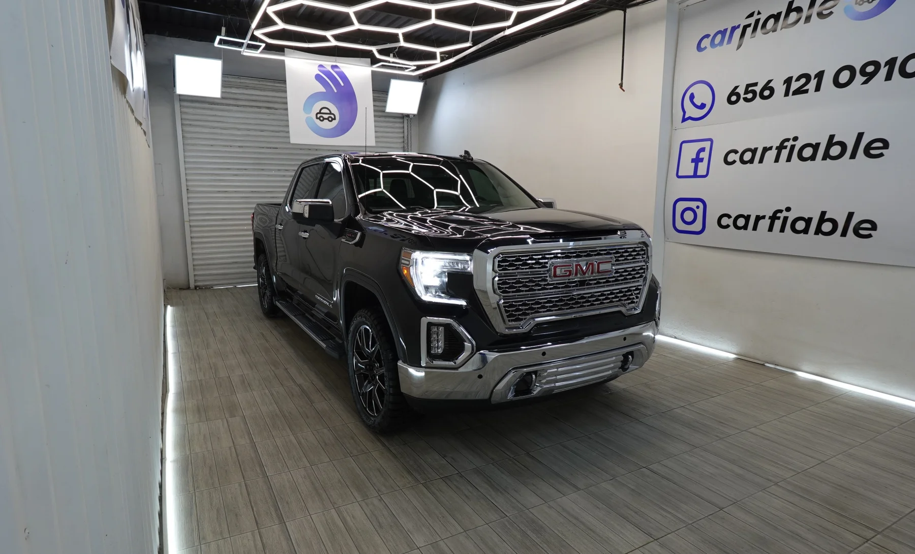 GMC Sierra 1500 Denali 2019 — exterior 3 de 10