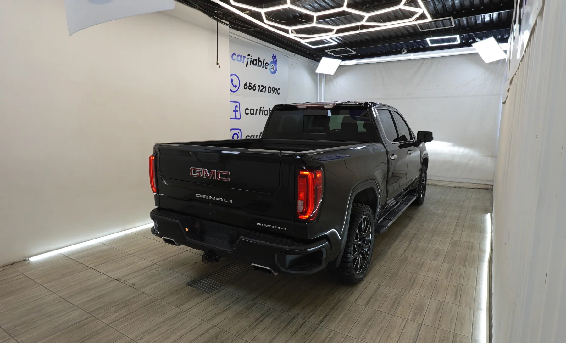 GMC Sierra 1500 Denali 2019 — exterior 4 de 10