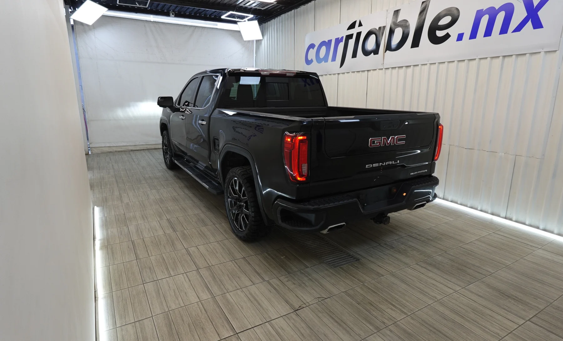 GMC Sierra 1500 Denali 2019 — exterior 6 de 10