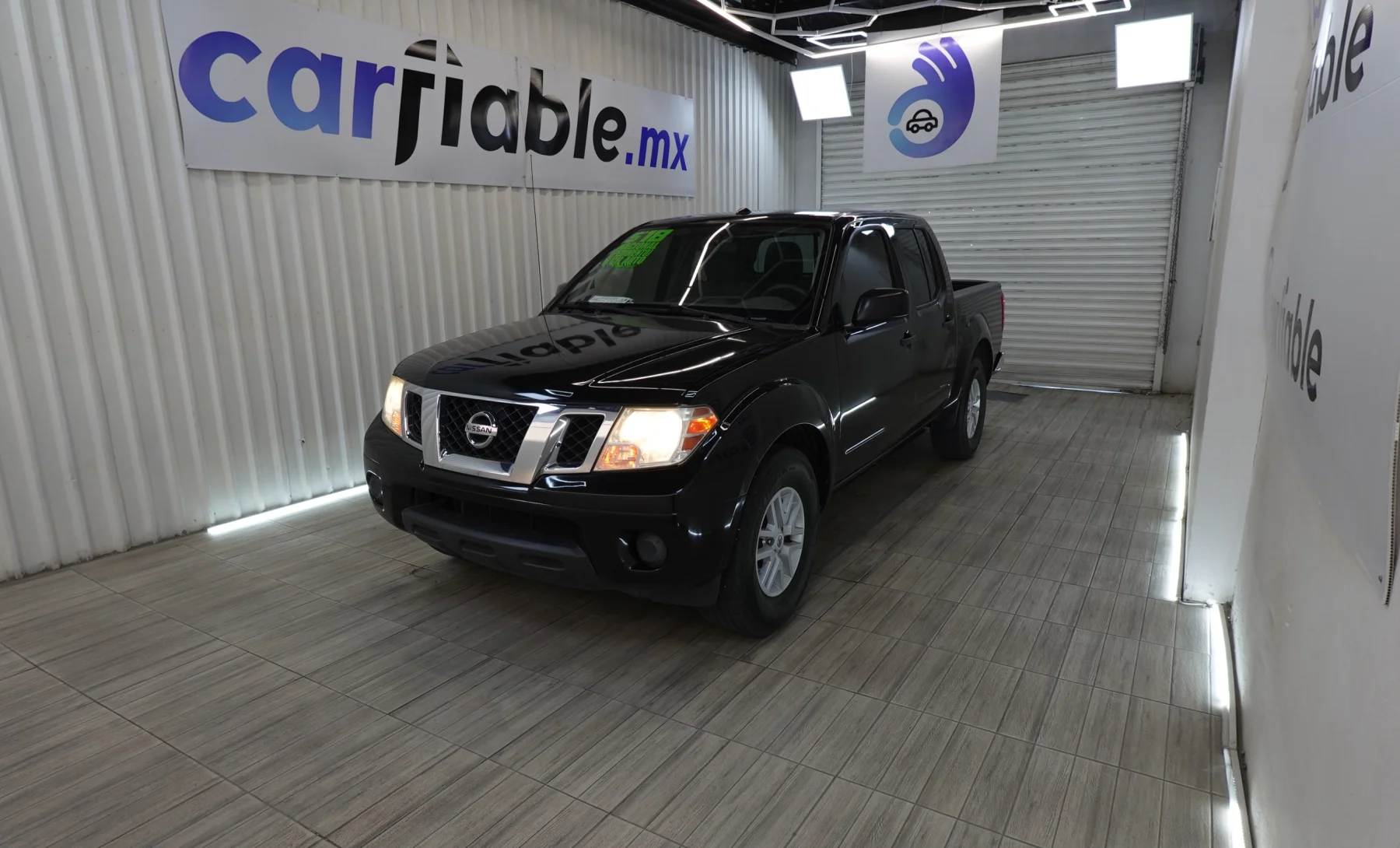 Nissan Frontier S 2018 — exterior 1 de 10