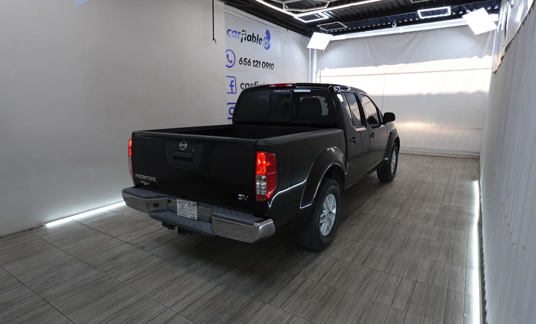 Nissan Frontier S 2018 — exterior 4 de 10