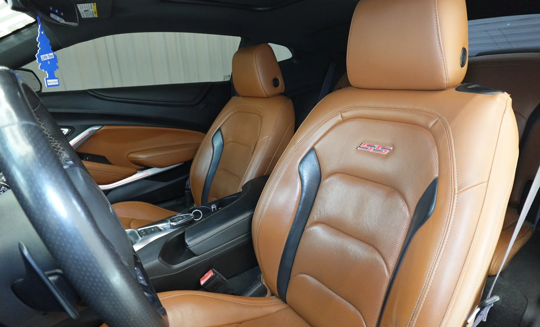 Chevrolet Camaro SS 2017 — interior 3 de 10