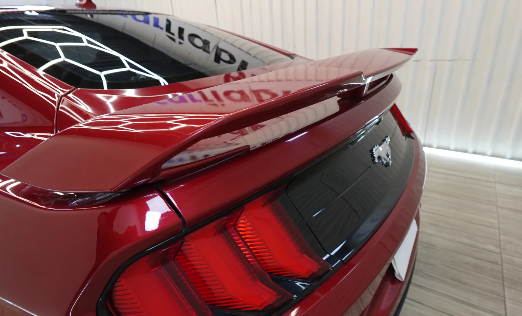 Ford Mustang EcoBoost Premium 2022 — exterior 8 de 10