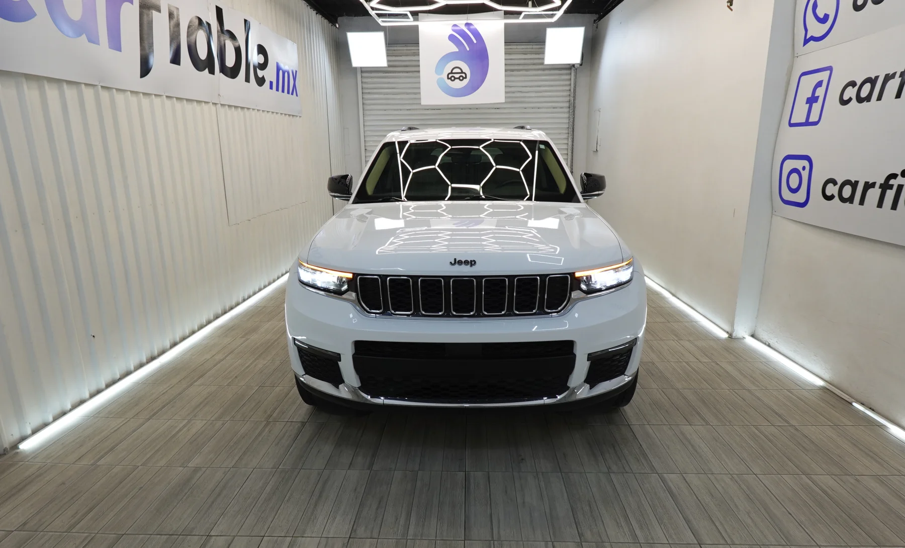 Jeep Grand Cherokee L Limited 2021 — exterior 2 de 10