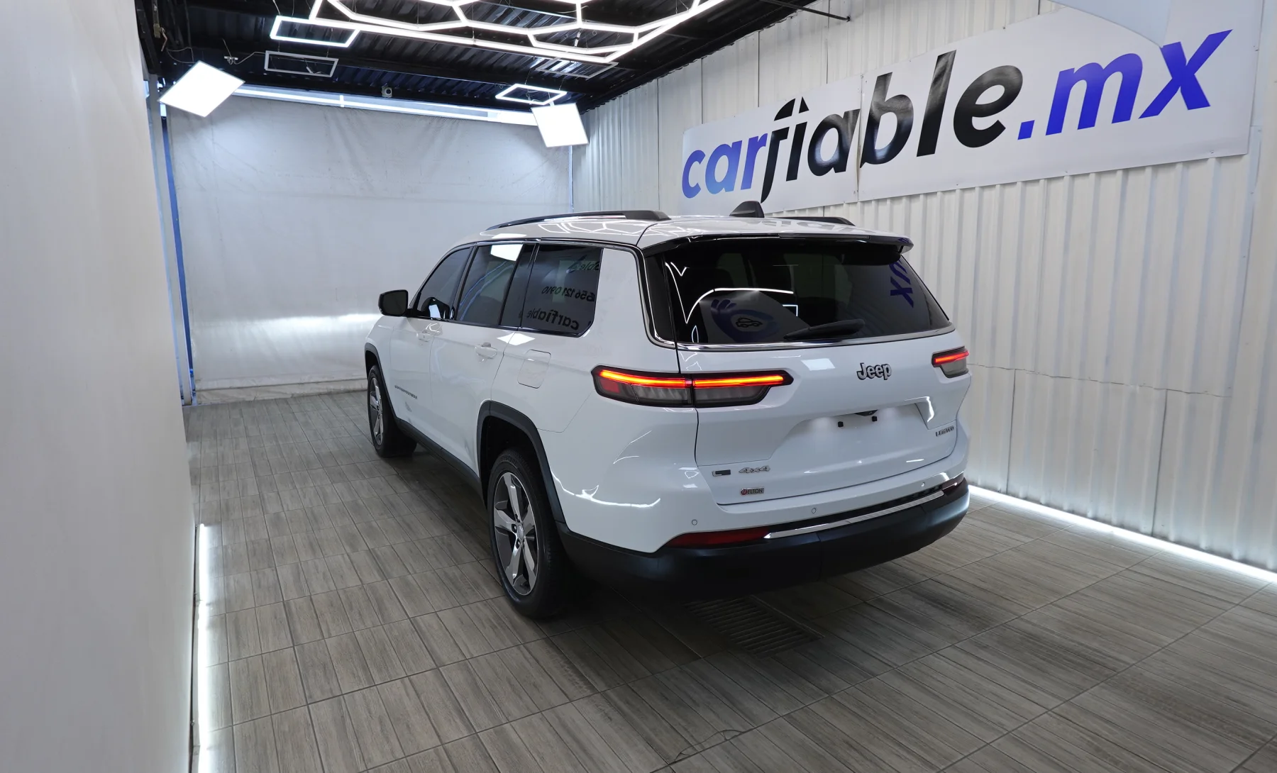 Jeep Grand Cherokee L Limited 2021 — exterior 6 de 10