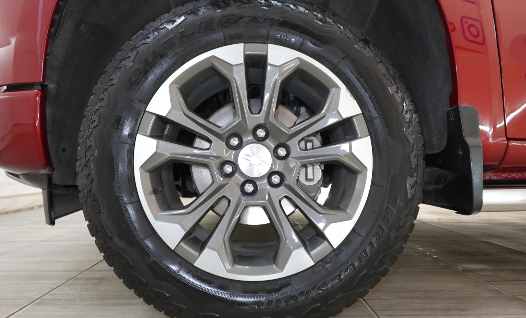 Chevrolet Silverado 1500 High Country 2023 — exterior 10 de 10