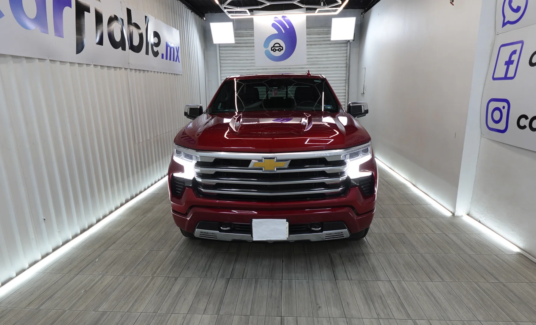 Chevrolet Silverado 1500 High Country 2023 — exterior 2 de 10
