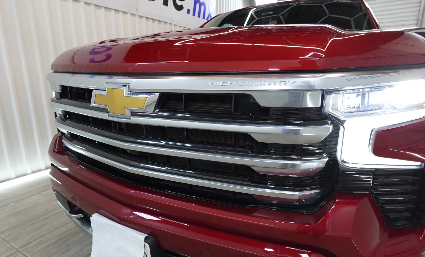 Chevrolet Silverado 1500 High Country 2023 — exterior 7 de 10