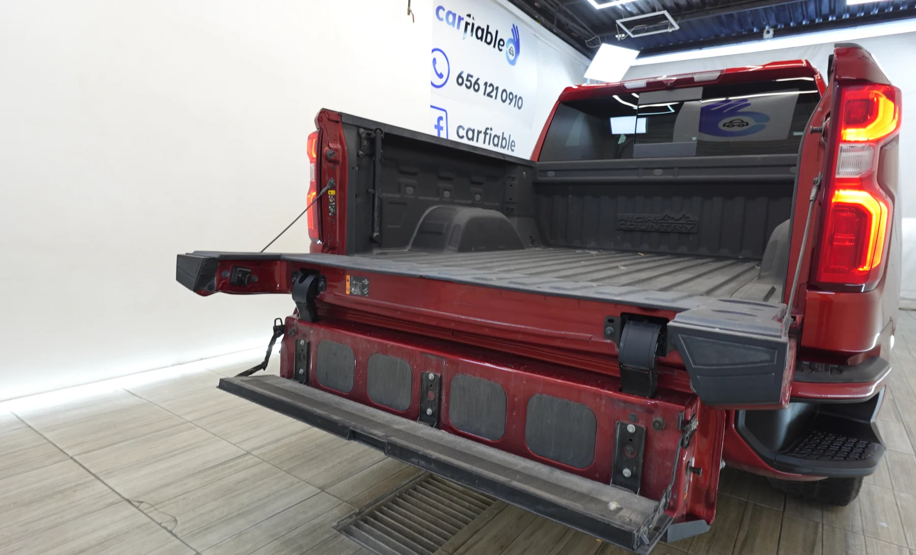 Chevrolet Silverado 1500 High Country 2023 — exterior 9 de 10