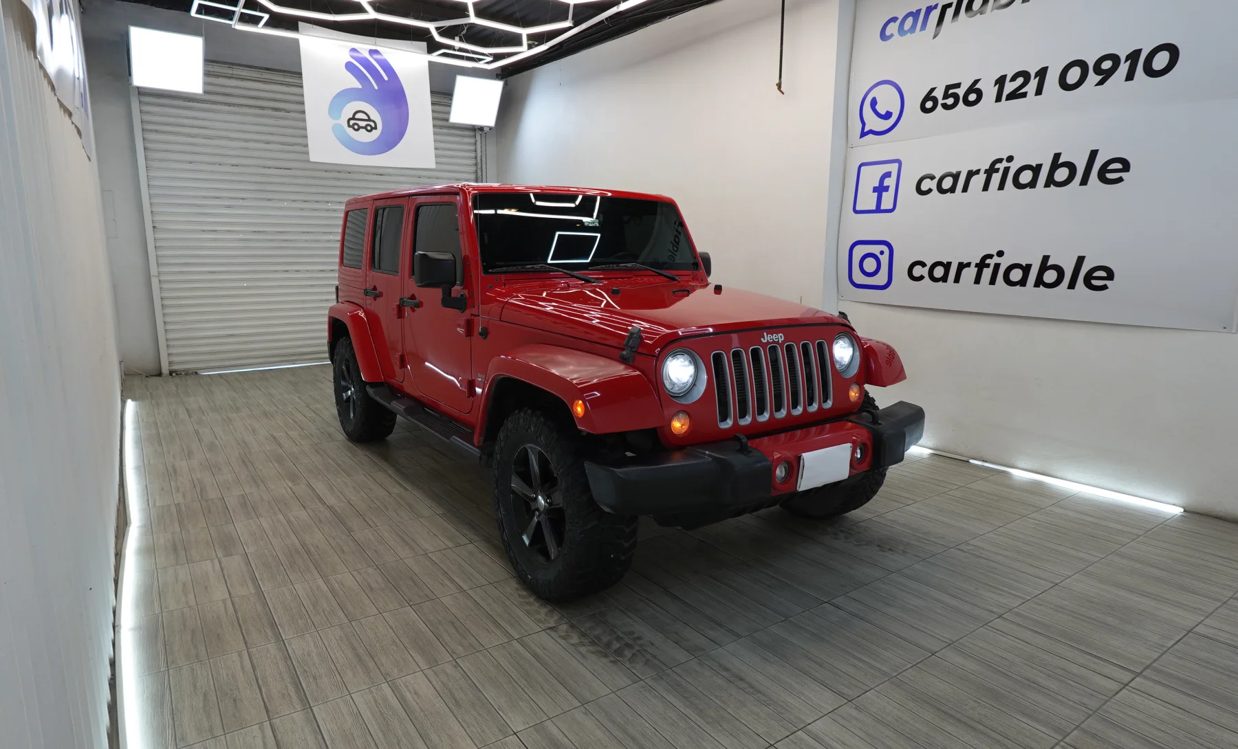 Jeep Wrangler Unlimited Sahara 2018 — exterior 3 de 10