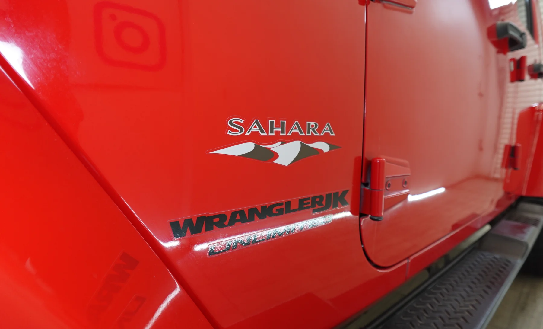 Jeep Wrangler Unlimited Sahara 2018 — exterior 7 de 10